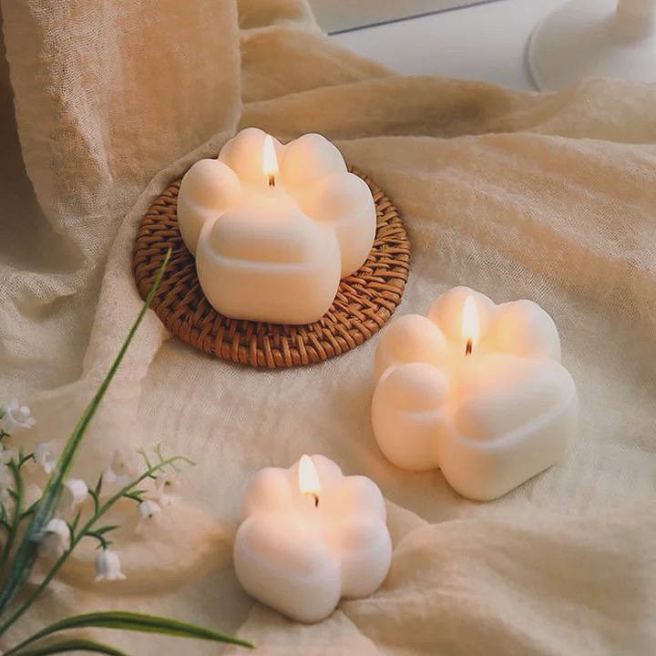 Cat Paw Custom design Candle - Image 4